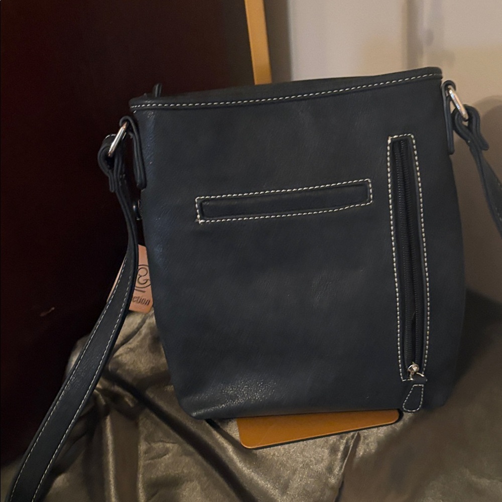 PG Collection Black and Brown Embroidered conceal and carry Crossbody Bag - Picture 2 of 7